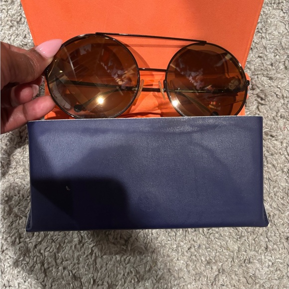 Fendi sunglasses - Picture 5 of 6